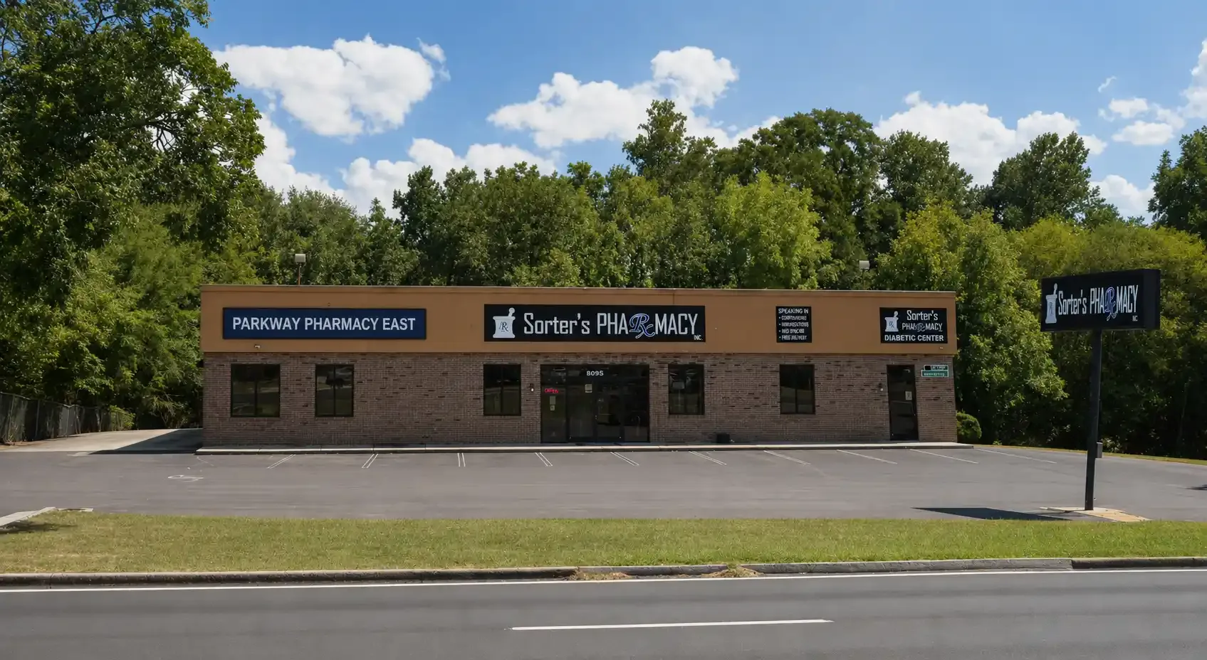 Parkway Pharmacy East storefront in Guntersville, Alabama